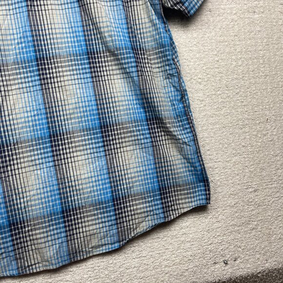 Y2K Oakley Blue Plaid Short Sleeve Button Down Shirt Mens 2XL Regular Fit - Picture 14 of 15